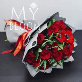 Букет красных роз, анемонов и альстромерий в Москве