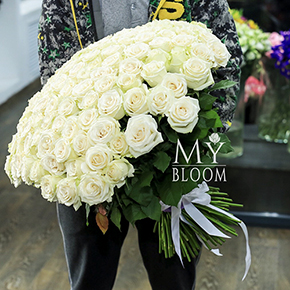 Букет 101 белая роза Голландия (70 см) в Москве