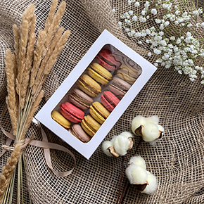 Макаруны в коробке (12 шт.) в Москве
