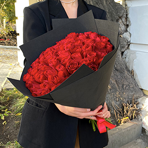 51 красная Кенийская роза (40 см) в Москве