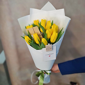 Букет 11 лимонных тюльпанов в Москве