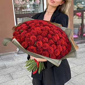 Букет 101 Подмосковная красная роза (50 см) в Москве