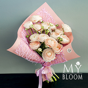 Букет 15 ранункулюсов в Москве