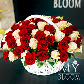 101 роза красная и белая в корзине (45 см) в Москве