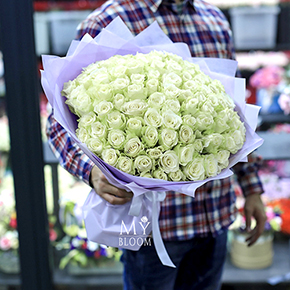 Букет 101 роза белая (40 см) в Москве