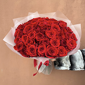 Букет 45 красных роз (50 см) в Москве