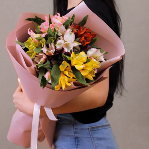 Букет из 15 альстрамерий в Москве
